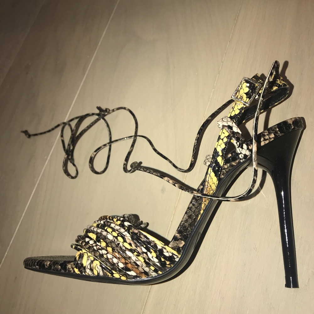 Zara sexy strappy snake stilettos - brand new! 💕